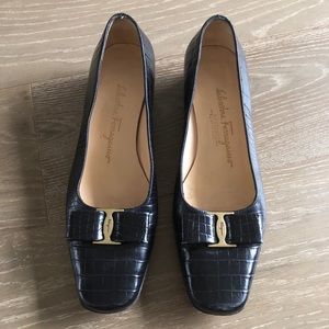 Salvatore Ferragamo Boutique Black Leather Shoes